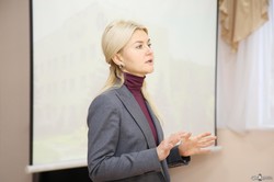 Светличная встретилась с коллективом Областной детской больницы №1