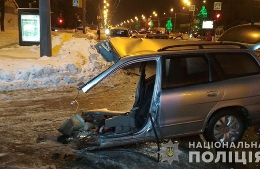 На проспекте Гагарина столкнулись две иномарки, есть пострадавший (ФОТО)