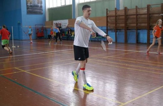 Определились чемпионы Харьковской области по бадминтону