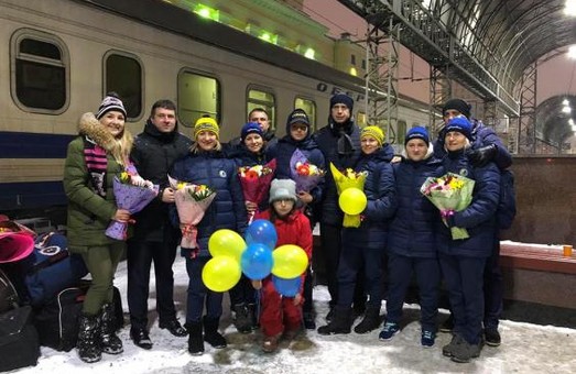 Женская сборная Украины по хоккею завоевала право участвовать в чемпионате мира
