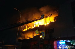 В Харькове сгорел торговый центр (ФОТО, ВИДЕО)