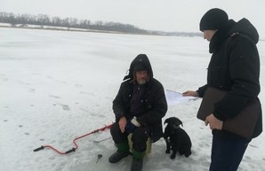 Спасатели предупреждают харьковчан об опасности тонкого льда
