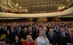 Харьковские предприятия справедливо считаются флагманами украинской экономики - Порошенко
