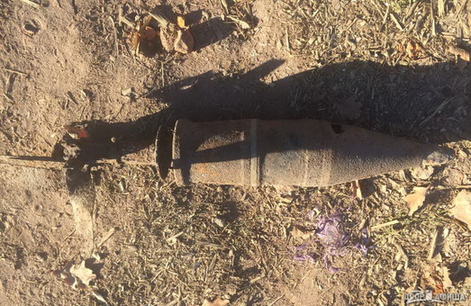 На Салтовке нашли артиллерийский снаряд