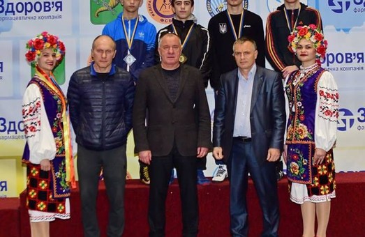 Борцы Харьковщины победили на домашнем чемпионате Украины
