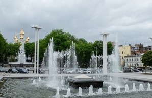В Харькове открылся сезон фонтанов
