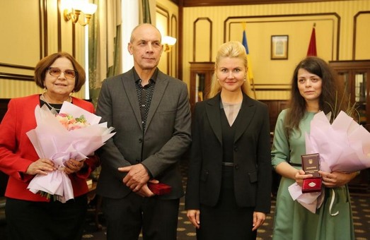 Светличная передала государственные награды харьковским музыкантам (ФОТО)