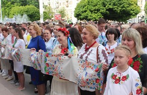 Парад вышиванок в Харькове 