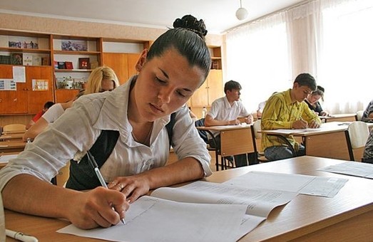 ВНО по украинскому языку сдали более 20 тысяч выпускников Харьковщины