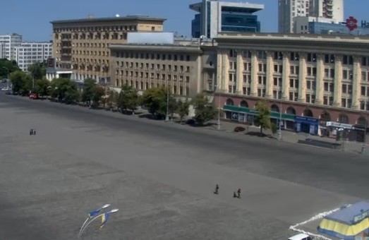 Завтра запретят проезд на площади Свободы