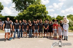 Регбисты «Олимпа» поздравили малышей с Международным днем защиты детей (ФОТО)