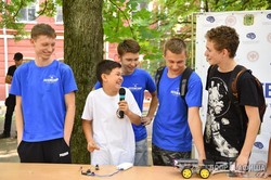 В НТУ «ХПИ» состоялся фестиваль науки Hands on Science