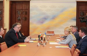 Юлия Светличная и посол Венгрии Иштван Ийдярто договорились о расширении сотрудничества в промышленности и ІТ