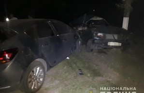 Под Харьковом в ДТП погиб 4-летний мальчик и молодой мужчина, еще три человека травмированы (ФОТО)