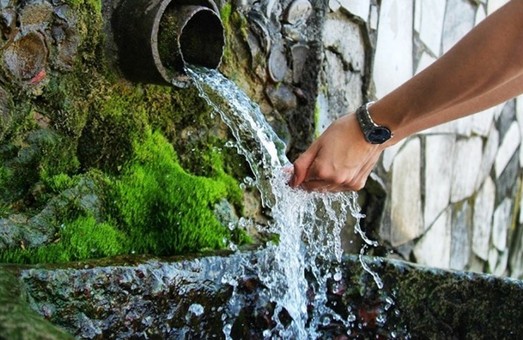 Можно ли пить воду из харьковских источников: результаты экспертизы