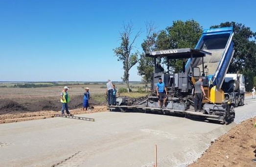 Ремонт на трассе Мерефа-Лозовая-Павлоград идет по графику