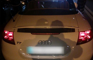 По следам Зайцевой: в Харькове авто въехало в толпу людей на тротуаре (ФОТО)