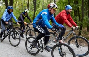 Харьковчане дождались новую велодорожку