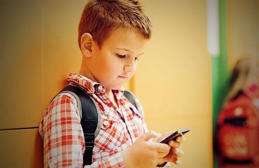 Школы Харькова подключают к бесплатному Wi-Fi