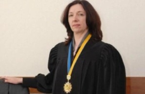 Харьковская судья, запрещавшая сборы Евромайдана, прошла переаттестацию