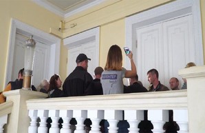 Недопуск активистов на сессию горсовета Харькова: дело дошло до суда