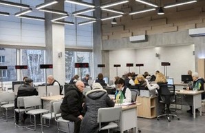 Харьковчанам облегчили ситуацию с очередями в центрах админуслуг