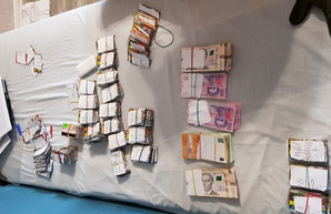 Слали деньги боевикам и умершим: в Харькове разоблачили миллионные аферы с соцвыплатами