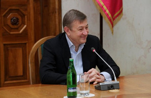 Председателю облсовета Сергею Чернову ничего не угрожает - взрыв адвоката