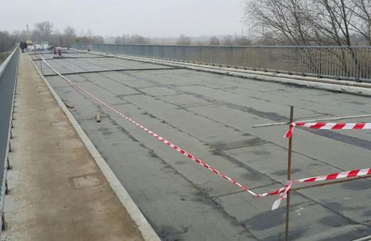 Самый длинный мост на Харьковщине отремонтировали досрочно (ФОТО)