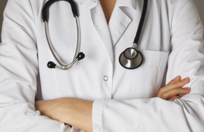 Школьники, которые отравились во Львове, будут под присмотром харьковских врачей