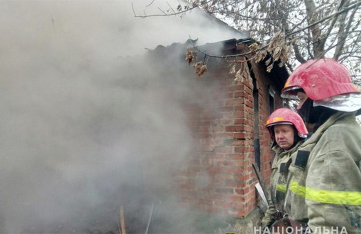 Пожар в частном доме на Харьковщине: есть жертвы