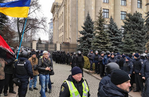 Столкновения под ХОГА: два пикета устроили «разборки» (ФОТО, ВИДЕО)