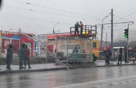 Обрыв провода: на Салтовке остановились трамваи