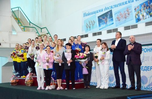 Харьковские синхронистки были вне конкуренции на домашнем чемпионате Украины