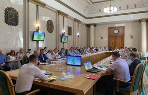 Агросектор, «Большая стройка», туризм: в ХОГА обсудили перспективы развития области