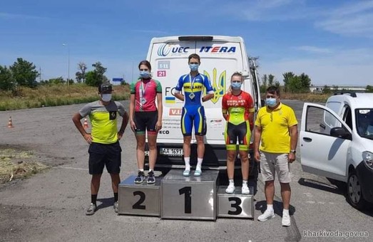 Харьковские велосипедисты с медалями вернулись с чемпионата Украины