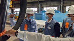 Завод «Свет Шахтера» начал выпуск новых высокоресурсных очистных комбайнов (ФОТО)