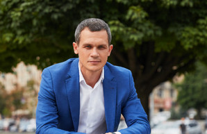 «Извините, скажу о себе. Я в отпуске» - Кучер пошёл в мэры Харькова