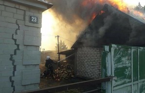 С эпицентра пожара в Двуречанском районе эвакуированы более 50 человек – Кучер