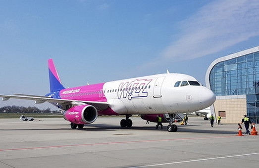 Wizz Air прекращает полеты из Харькова в Польшу и Венгрию
