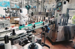 Кучер обсудил с коллективом Харьковского молочного комбината проблемные вопросы молочной отрасли