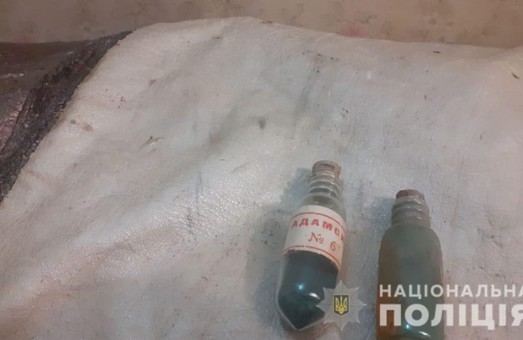 Ложная тревога: найденные в харьковской школе колбы с боевым ядом оказались фейковыми