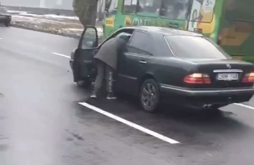 Жесть в Харькове: пешеходу оторвало голову (ВИДЕО 18+)