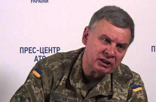 Министр обороны может слететь с должности: профильный комитет Рады выразил ему недоверие
