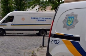 В Киеве неизвестный подорвал ресторан на Оболони