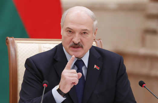 Лукашенко обвинил Украину в терроризме