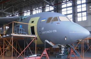 Минобороны закупит у “Антонова” три военно-транспортных самолета