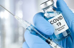 В киевской клинике организовали подпольную VIP-вакцинацию от COVID-19