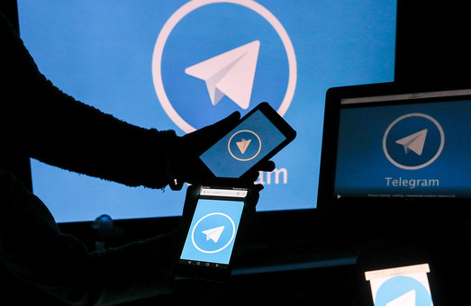 В Офисе президента меняют тактику – больше Telegram, меньше Twitter и Facebook