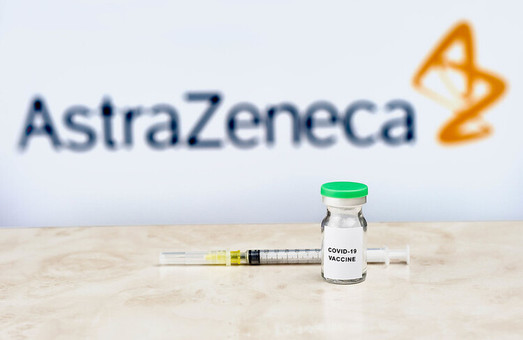 В Испании запретили вакцины AstraZeneca пожилым людям